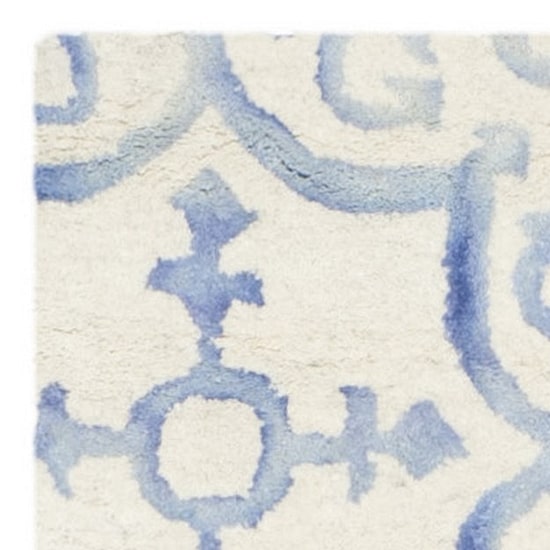 Safavieh Dip Dye Collection Danny Floral Area Rug
