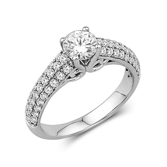 1 1/2 CT. T. W. Diamond Ring