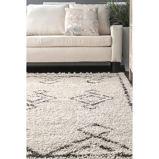 nuLoom Mackie Moroccan Diamond Tassel Area Rug