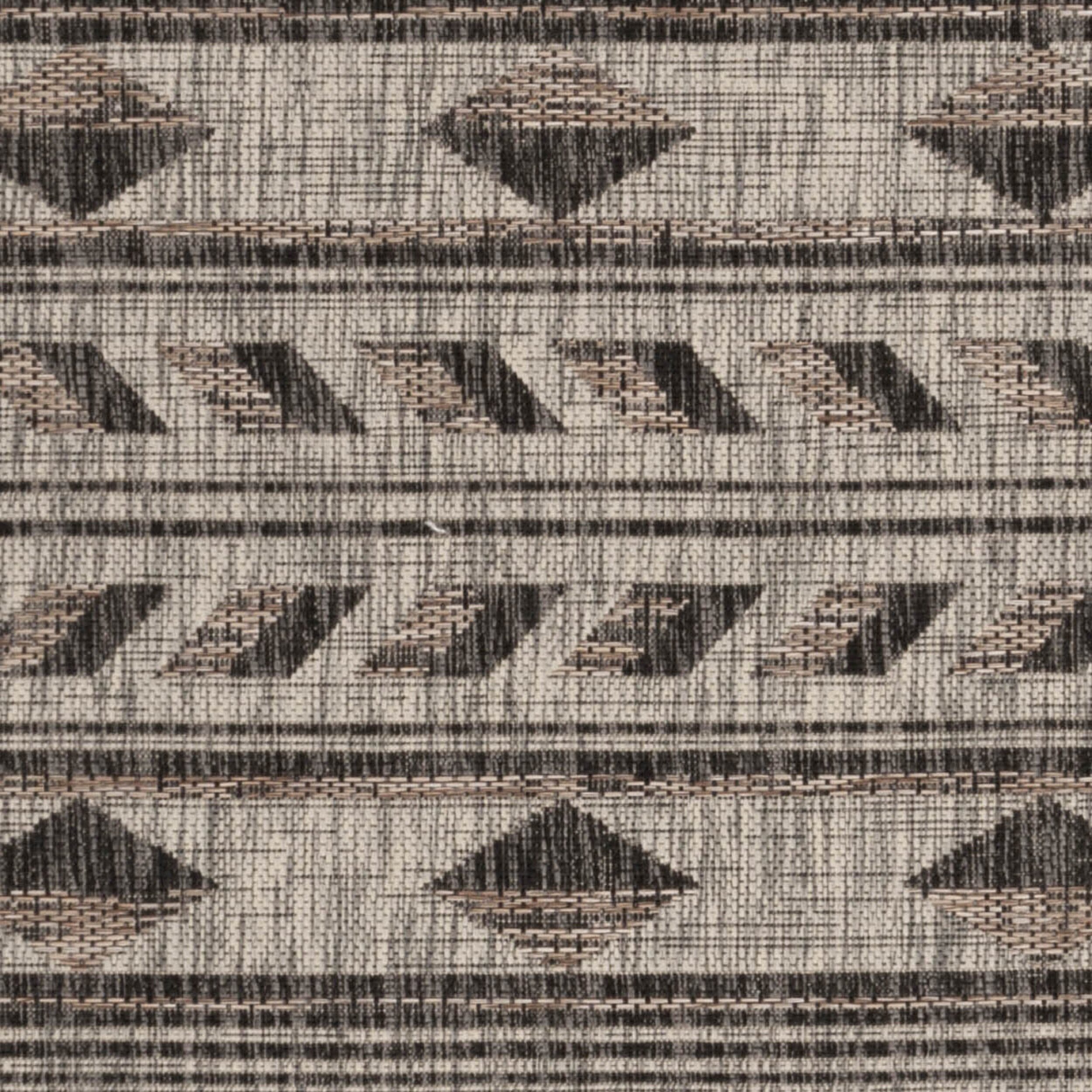 Safavieh Courtyard Collection Luana Geometric Indoor/Outdoor Area Rug
