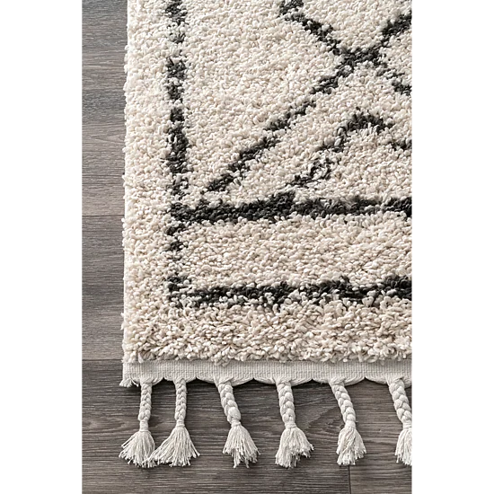 nuLoom Mackie Moroccan Diamond Tassel Area Rug
