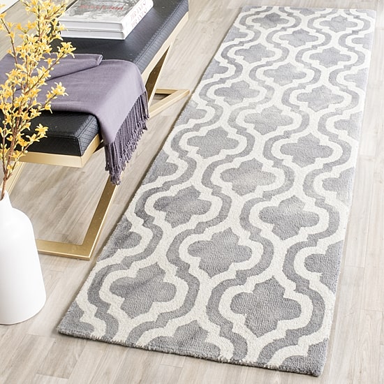 Safavieh Dip Dye Collection Elfrida Geometric Runner Rug