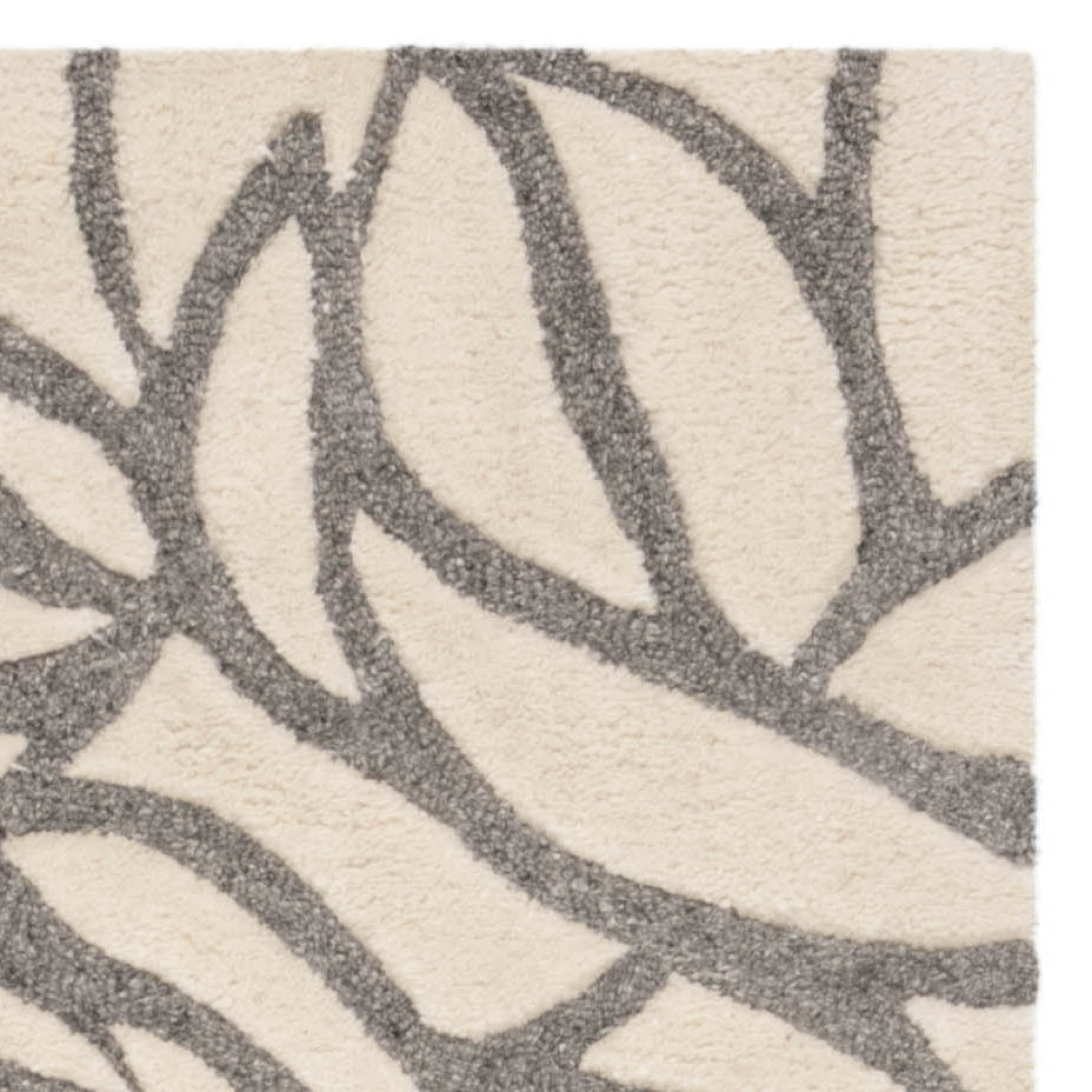 Safavieh Casablanca Collection Karissa Floral Runner Rug