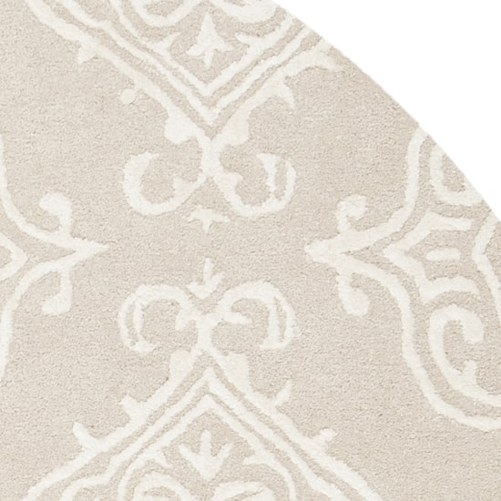 Safavieh Glamour Collection Aubrey Damask Round Area Rug