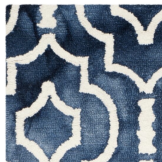 Safavieh Dip Dye Collection Devnet Geometric Runner Rug