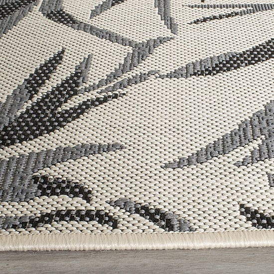 Safavieh Courtyard Collection Windsor Floral Indoor/Outdoor Area Rug
