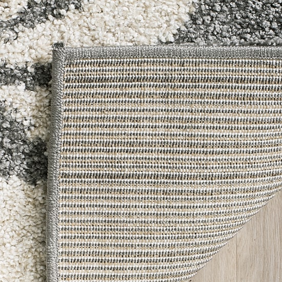 Safavieh Shag Collection Emmett Geometric Area Rug