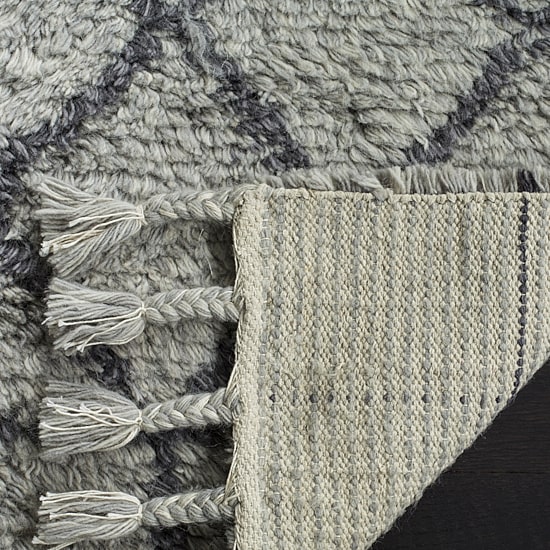 Safavieh Casablanca Collection Fechin Geometric Area Rug
