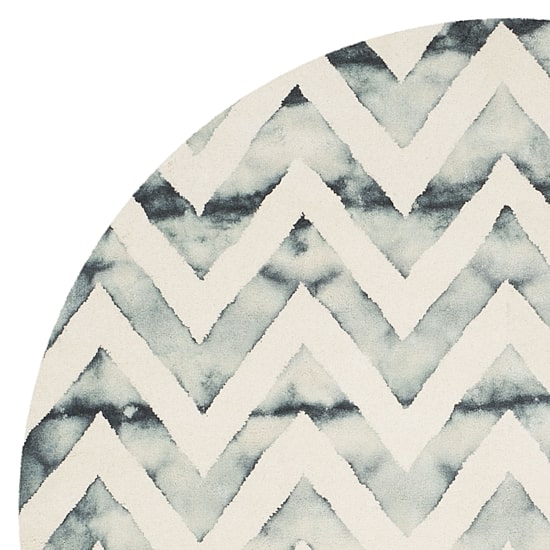 Safavieh Dip Dye Collection Ronnie Chevron Round Area Rug