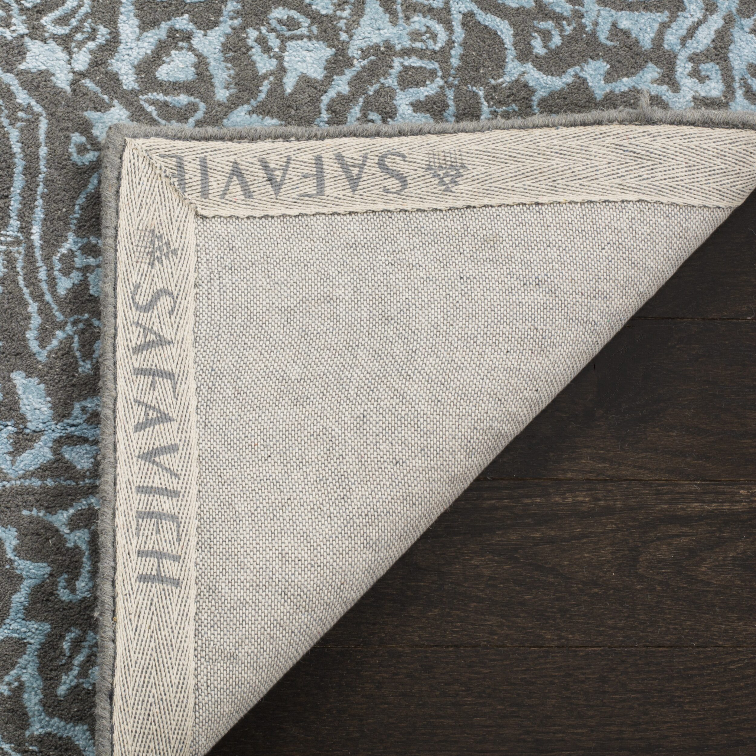 Safavieh Glamour Collection Brianna Oriental Square Area Rug