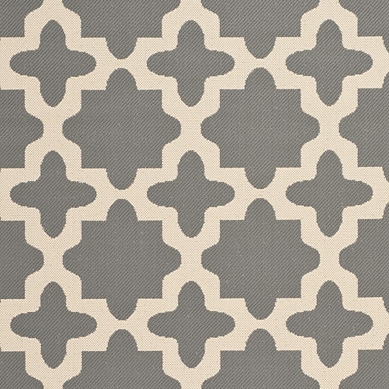 Safavieh Courtyard Collection Bokhara Geometric Indoor/Outdoor Round Area Rug