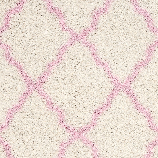 Safavieh Dallas Shag Collection Caris Geometric Runner Rug