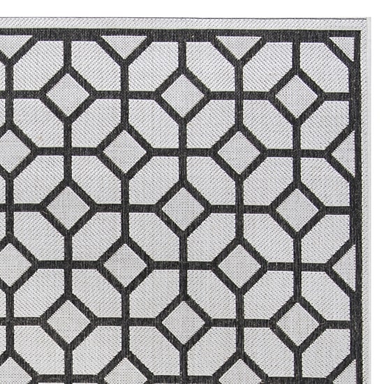 Safavieh Linden Collection Cecil Geometric Square Area Rug