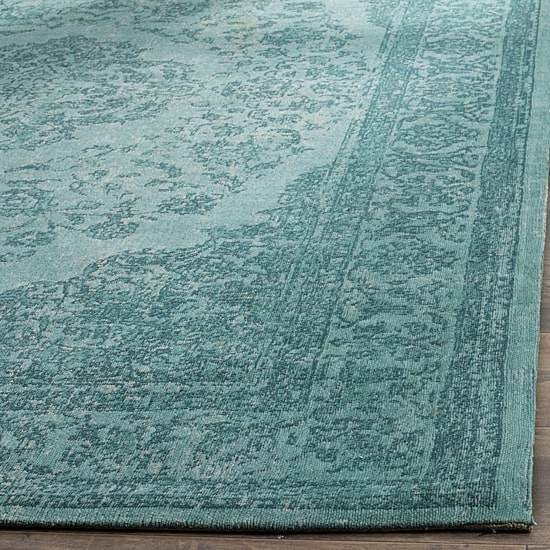 Safavieh Classic Vintage Collection Audra Oriental Area Rug