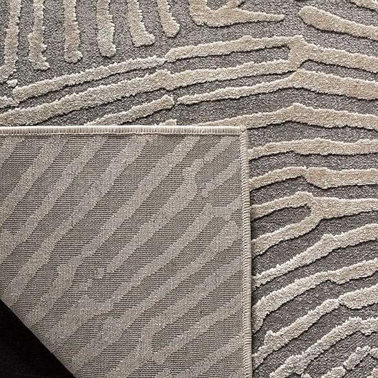 Safavieh Meadow Collection Elyse Geometric Area Rug