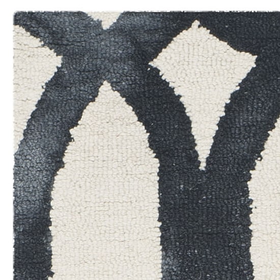 Safavieh Dip Dye Collection Maralyn Geometric Runner Rug