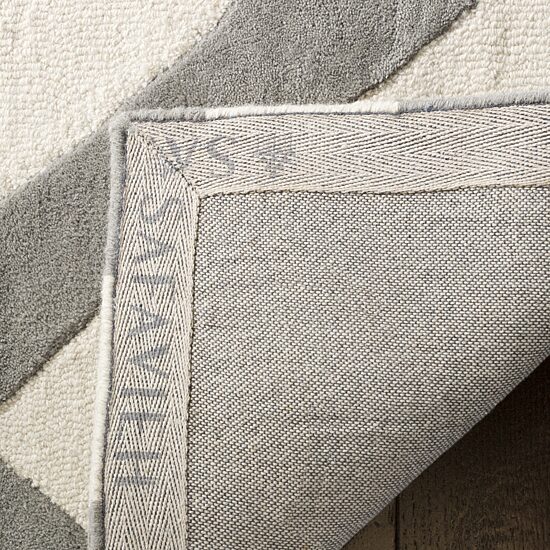Safavieh Kids Collection Deborah Geometric Runner Rug