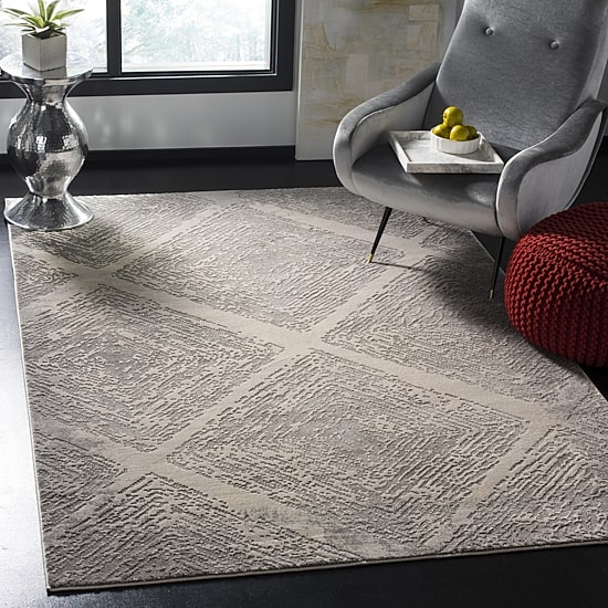 Safavieh Meadow Collection Myrtle Geometric Area Rug