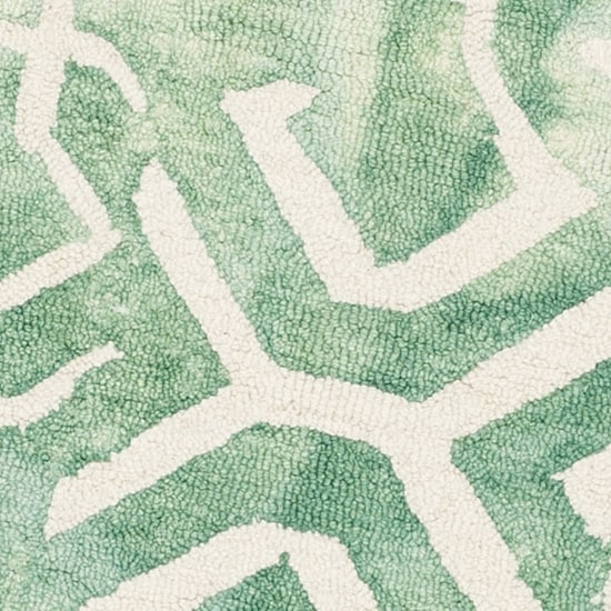 Safavieh Dip Dye Collection Venice Chevron Round Area Rug