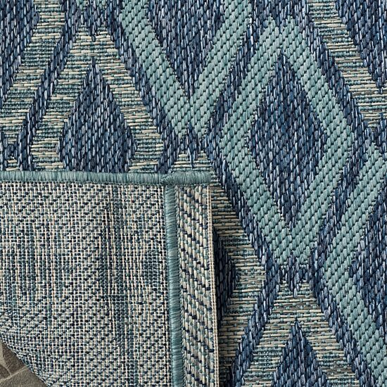Safavieh Courtyard Collection Trent Geometric Indoor/Outdoor Runner Rug
