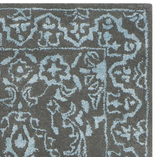 Safavieh Glamour Collection Brianna Oriental Area Rug