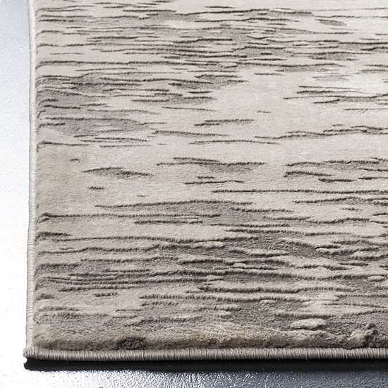 Safavieh Meadow Collection Tinley Abstract Area Rug