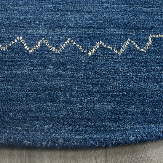 Safavieh Himalaya Collection Leo Solid Round Area Rug