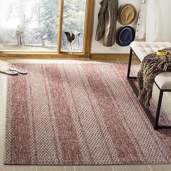 Safavieh Courtyard Collection Elena Geometric Indoor/Outdoor Area Rug