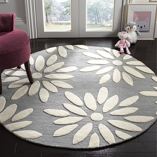 Safavieh Kids Collection Maras Floral Round Area Rug