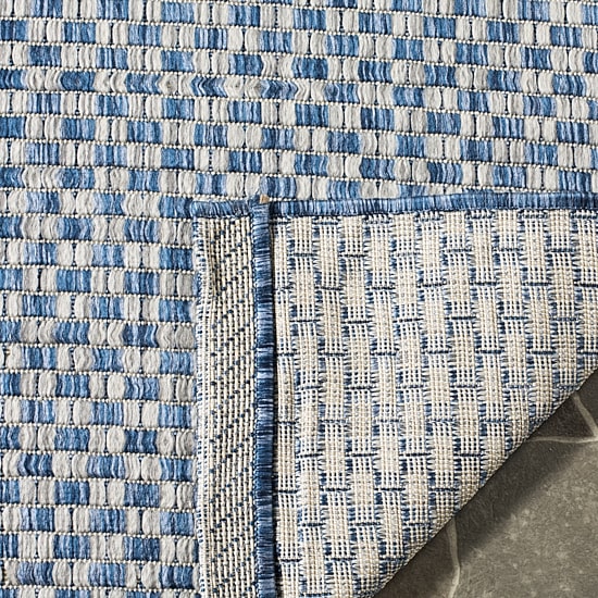 Safavieh Courtyard Collection Blanca Geometric Indoor/Outdoor Area Rug