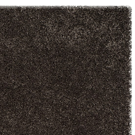 Safavieh Santa Monica Shag Collection Ainsley Solid Area Rug