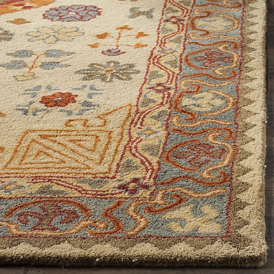 Safavieh Heritage Collection Bryony Oriental Area Rug