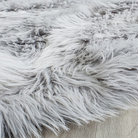 Safavieh Aindreas Animal Rectangular Runner
