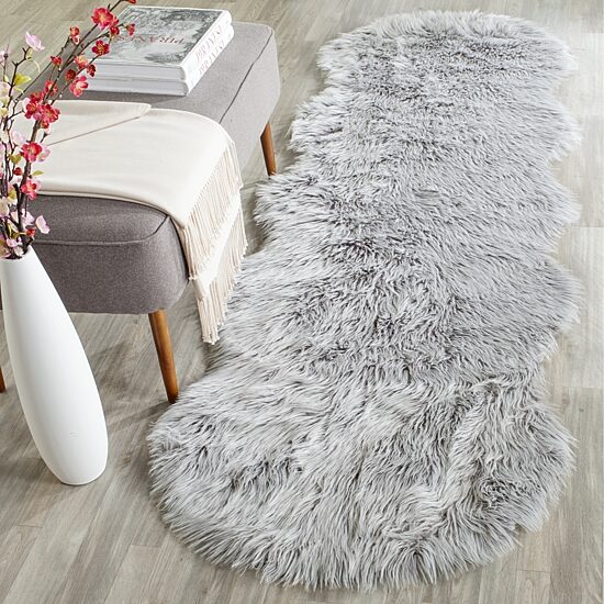 Safavieh Aindreas Animal Rectangular Runner