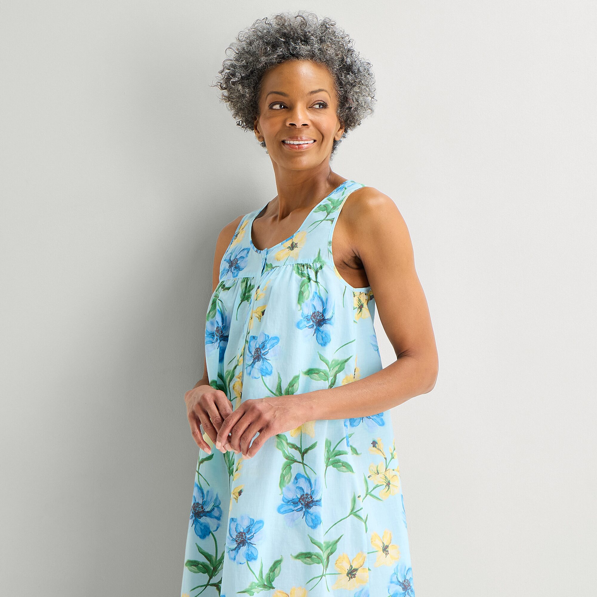 Adonna Womens Poplin Sleeveless Scoop Neck Nightgown
