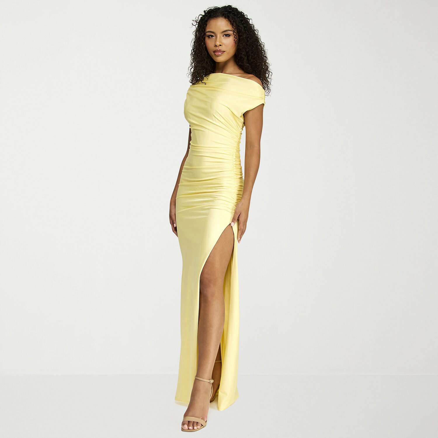 Premier Amour Womens One Shoulder Short Sleeve Fitted Gown