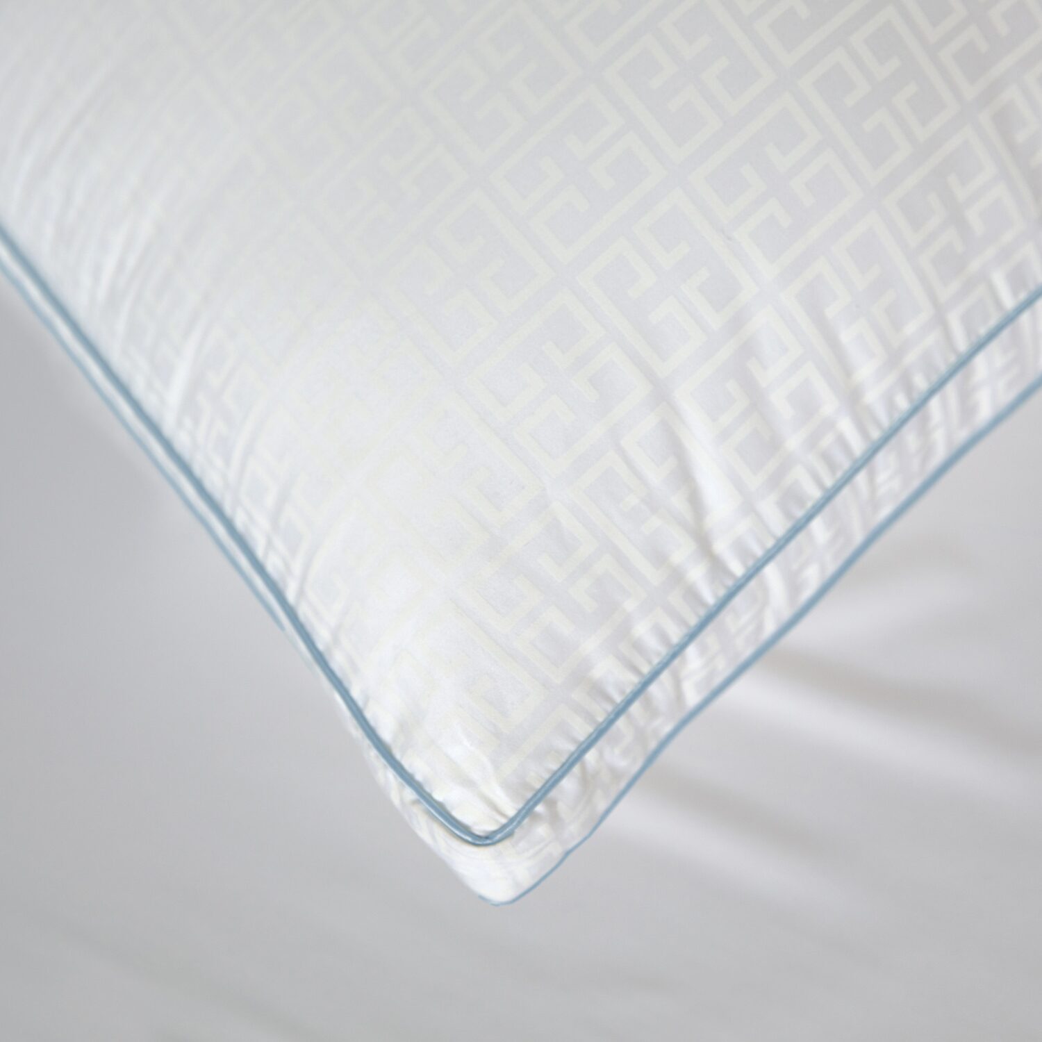 SensorPEDIC® Gel Core Hybrid Pillow featuring Gel Memory Foam Clusters & Plush Gel Fiber