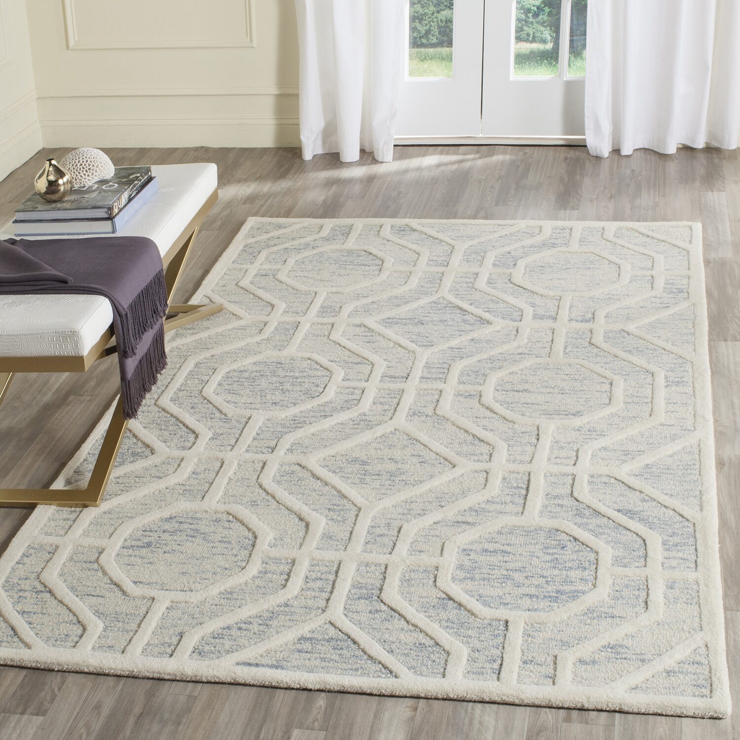 Safavieh Shelagh Geometric Hand Tufted Wool Rug