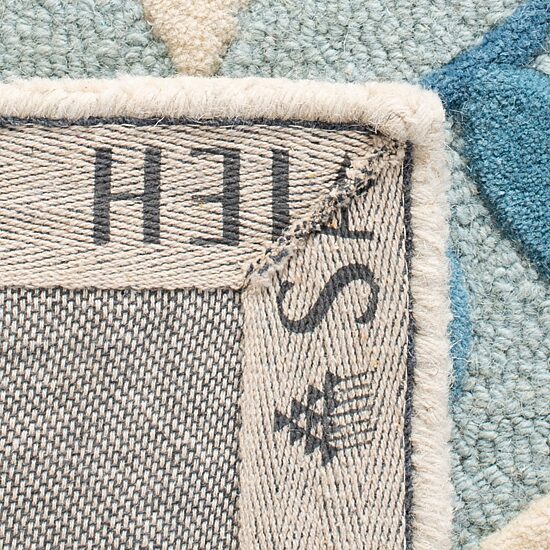 Safavieh Veronica Floral Hand Tufted Wool Rug