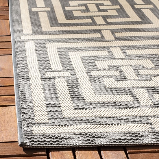 Safavieh Courtyard Collection Varvara Geometric Indoor/Outdoor Square Area Rug