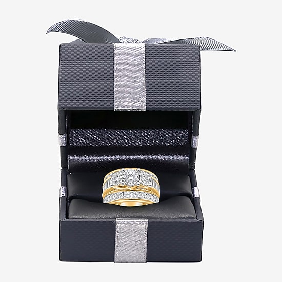 Love Lives Forever (I / I1) Womens 4 CT. T.W. Lab Grown White Diamond 10K Gold Round Side Stone 3-Stone Engagement Ring