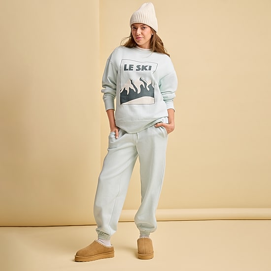 Xersion Womens Oversized Super Soft Fleece Graphic Crewneck Sweatshirt