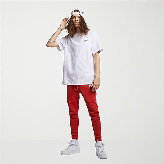 Nike Mens Crew Neck Short Sleeve Embroidered Active T-Shirt