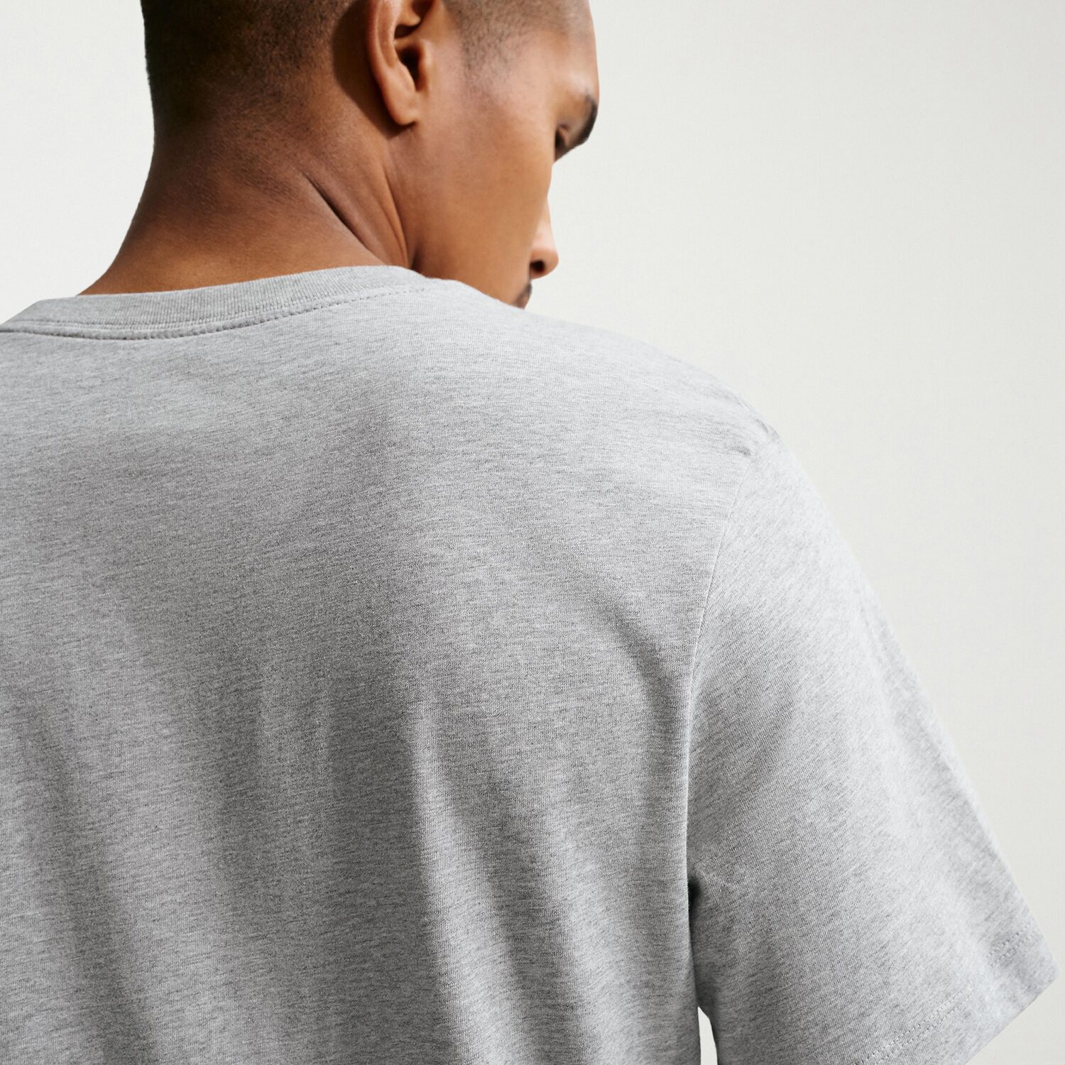 Nike Just Do It Mens Crew Neck Short Sleeve Classic Fit Big and Tall Graphic T-Shirt