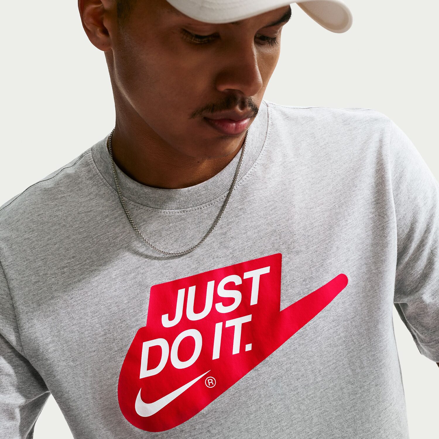 Nike Just Do It Mens Crew Neck Short Sleeve Classic Fit Big and Tall Graphic T-Shirt