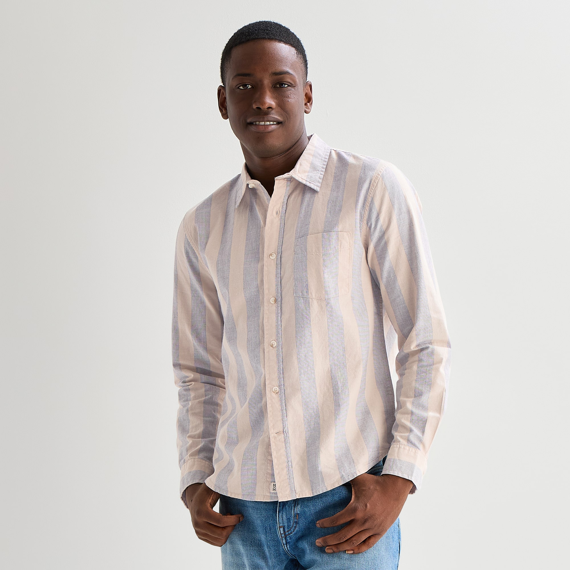 mutual weave Mens Long Sleeve Classic Fit Button-Down Shirt
