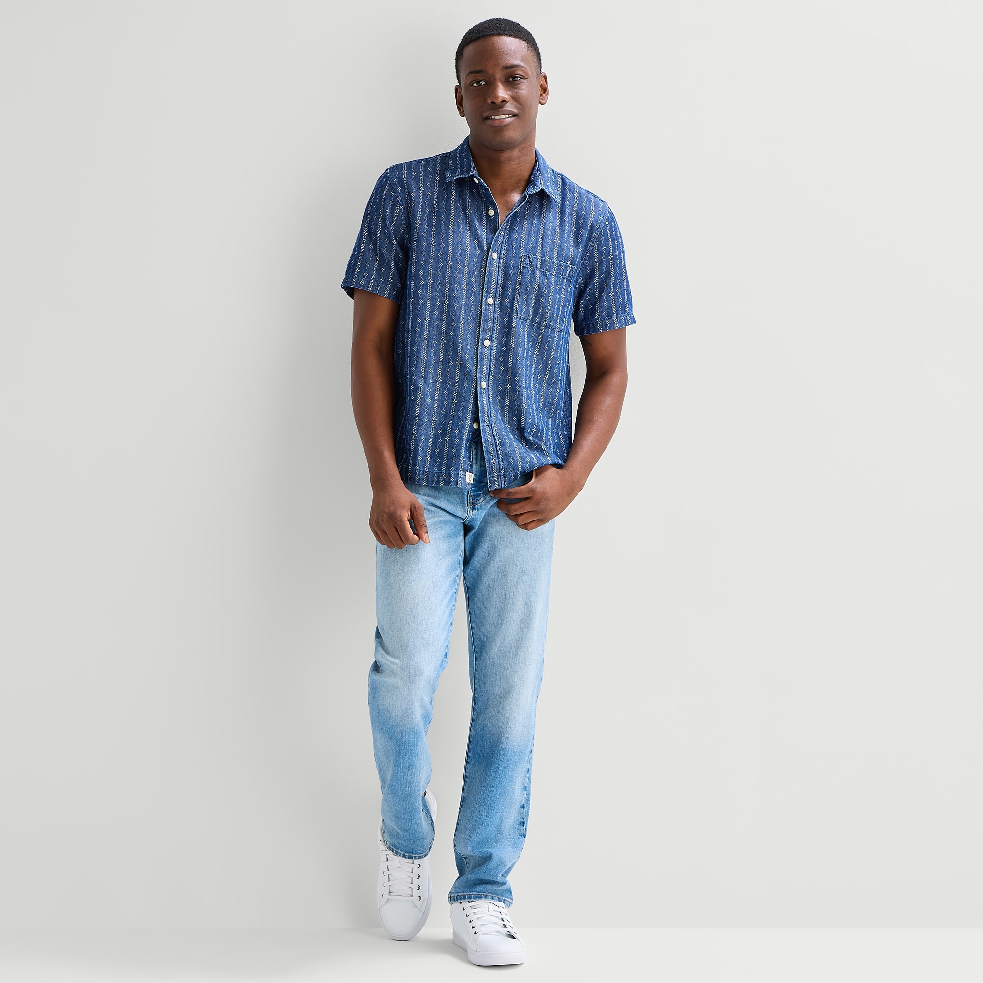 mutual weave Mens Short Sleeve Classic Fit Button-Down Shirt