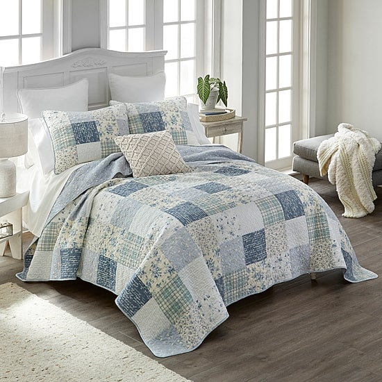 Donna Sharp Blue Pastures Pieced Cotton Quilt Set