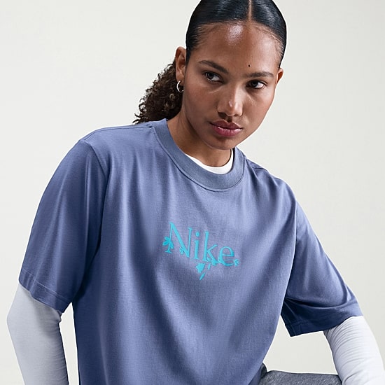 Nike Womens Vine Boxy T-Shirt