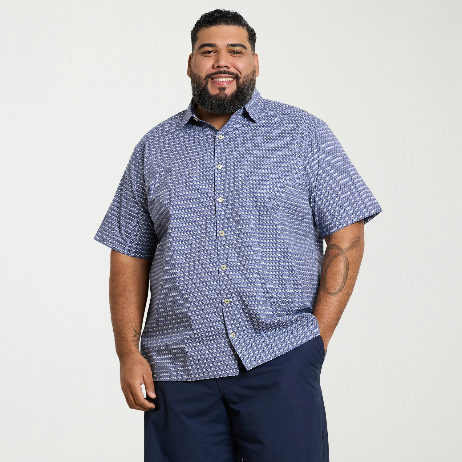 Van Heusen Originals Mens Short Sleeve Regular Fit Wrinkle Free Big and Tall Button-Down Shirt